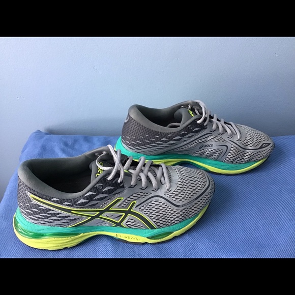 ASICS size 6.5 - Picture 2 of 8